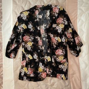 Forever 21 floral print kimono